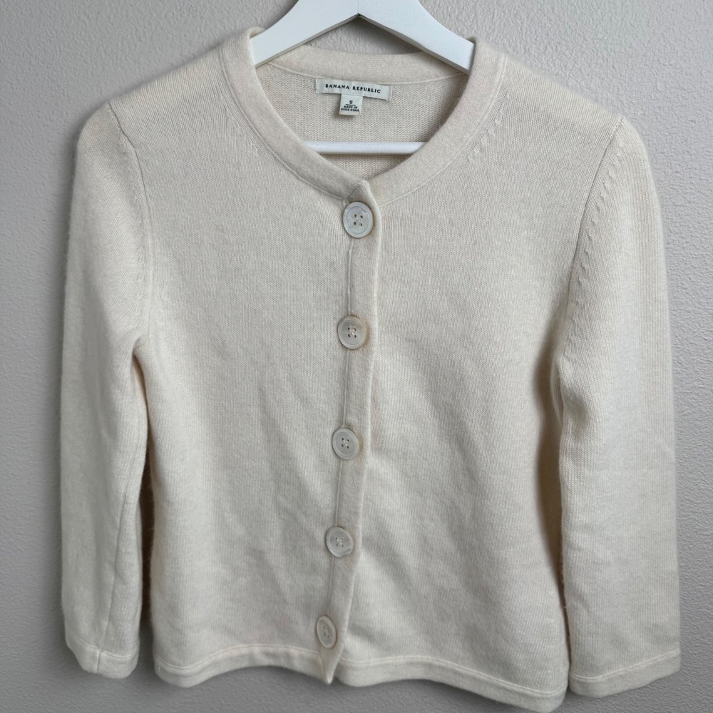 Banana Republic Angora Wool Cardigan Size S Regular Cream Pearl Buttons
